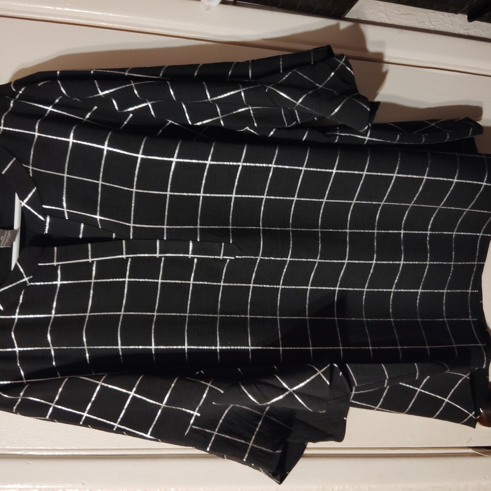 Black and White Grid Pattern Blouse